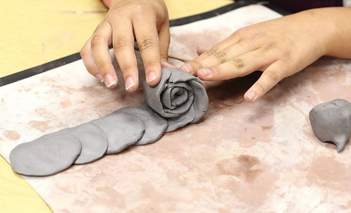 clay sculpting flower